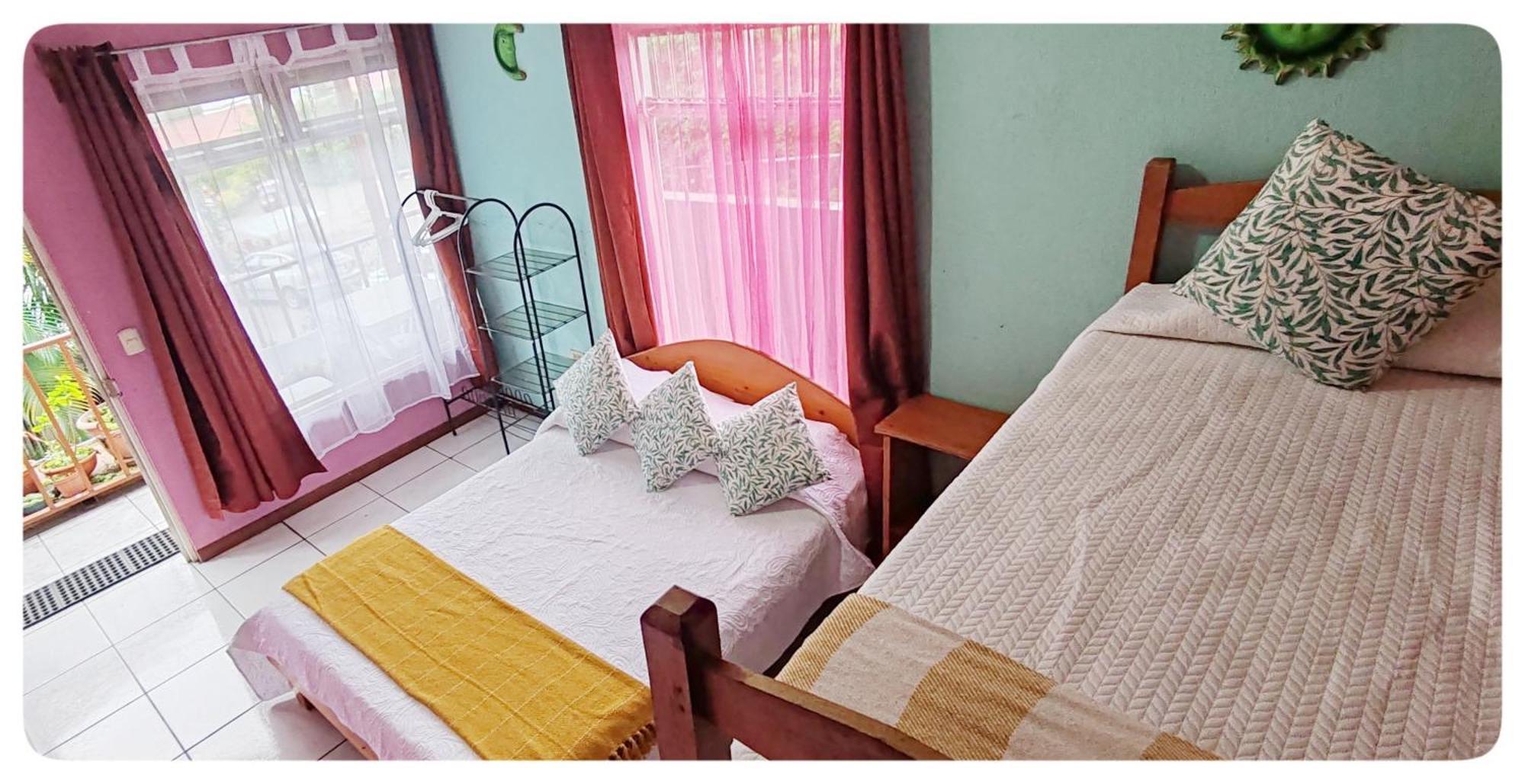 Hotel & Hostel Sloth Backpackers Monteverde Extérieur photo