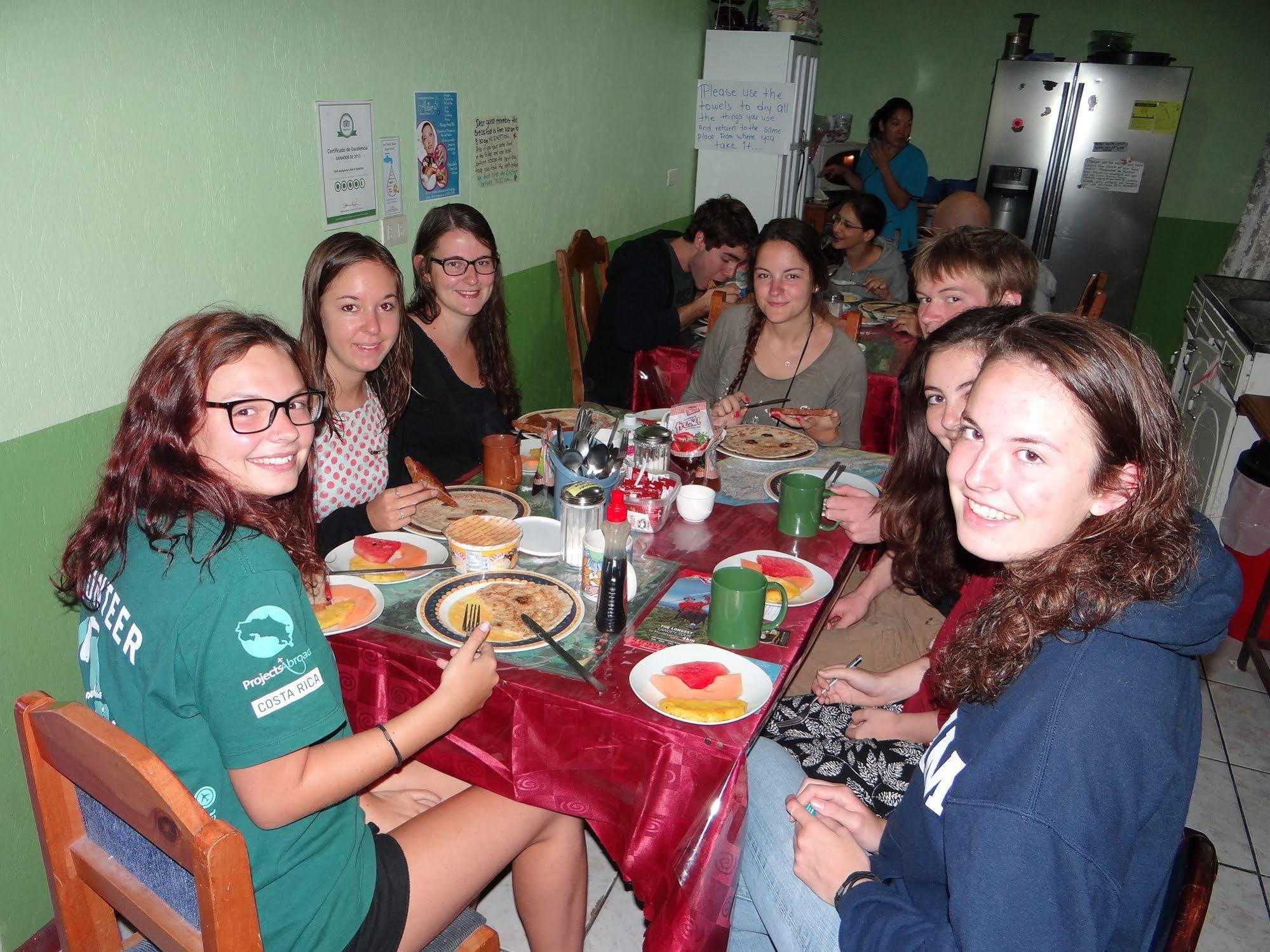 Hotel & Hostel Sloth Backpackers Monteverde Extérieur photo