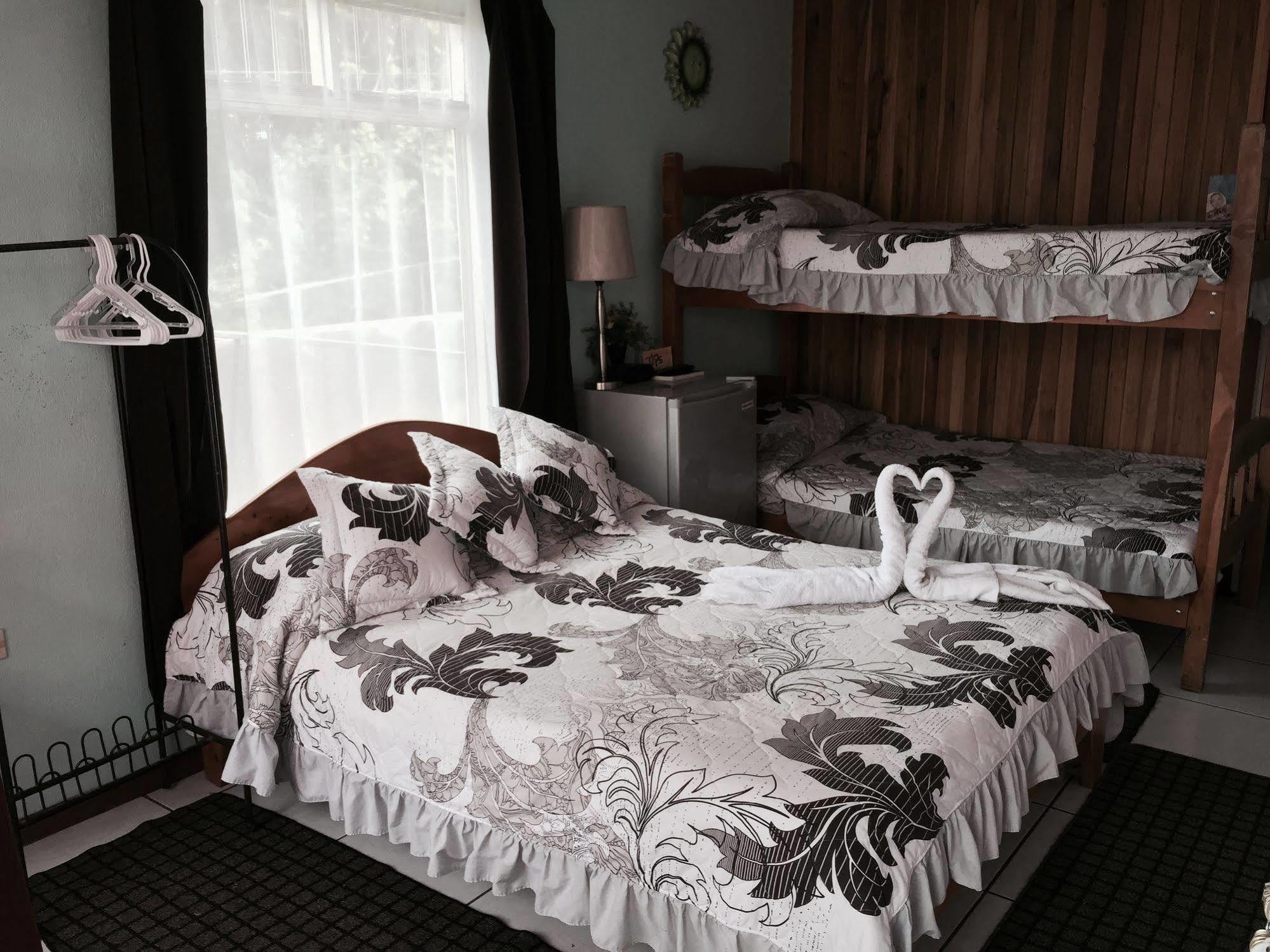 Hotel & Hostel Sloth Backpackers Monteverde Extérieur photo