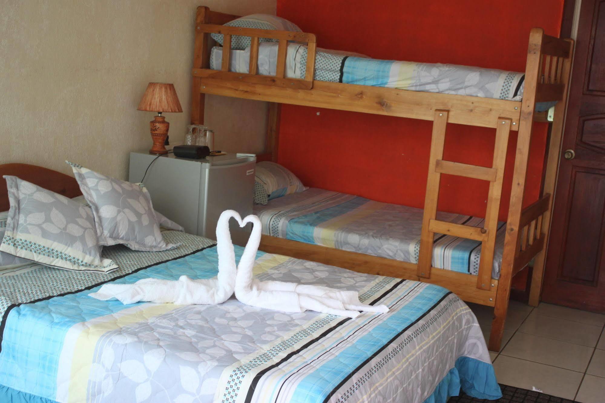 Hotel & Hostel Sloth Backpackers Monteverde Extérieur photo