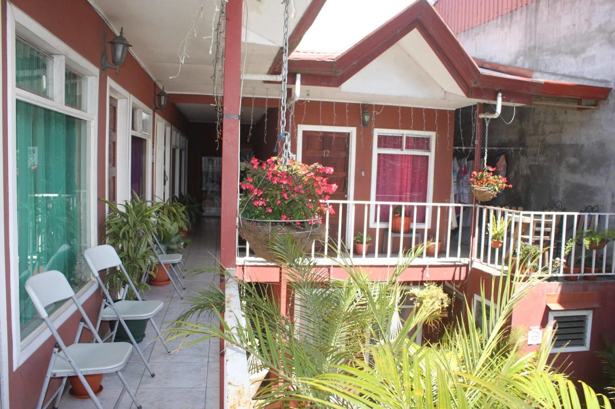 Hotel & Hostel Sloth Backpackers Monteverde Extérieur photo